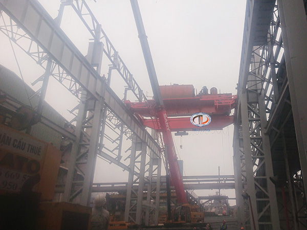 cầu trục 63 tấn